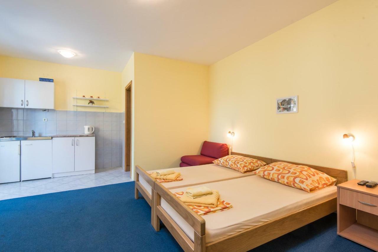 Apartmani Villa Lidija Orebić Eksteriør billede