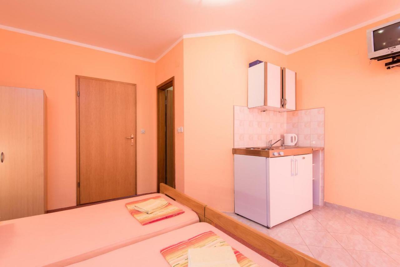 Apartmani Villa Lidija Orebić Eksteriør billede