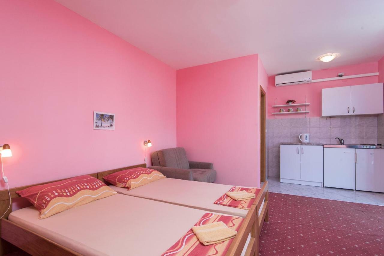 Apartmani Villa Lidija Orebić Eksteriør billede